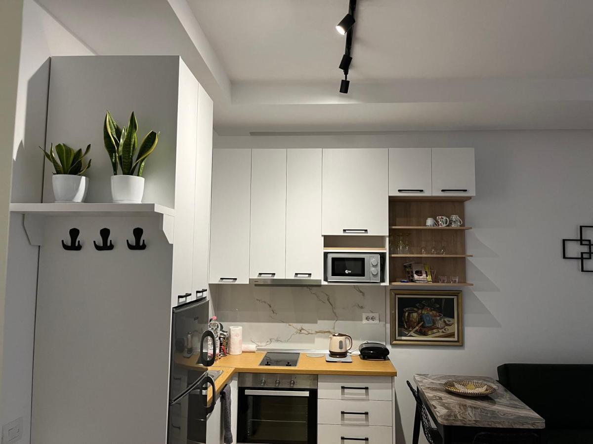 Comfy Nest Apartment- Free Parking