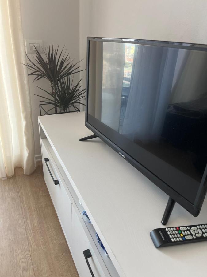 Comfy Nest Apartment- Free Parking * Tirana